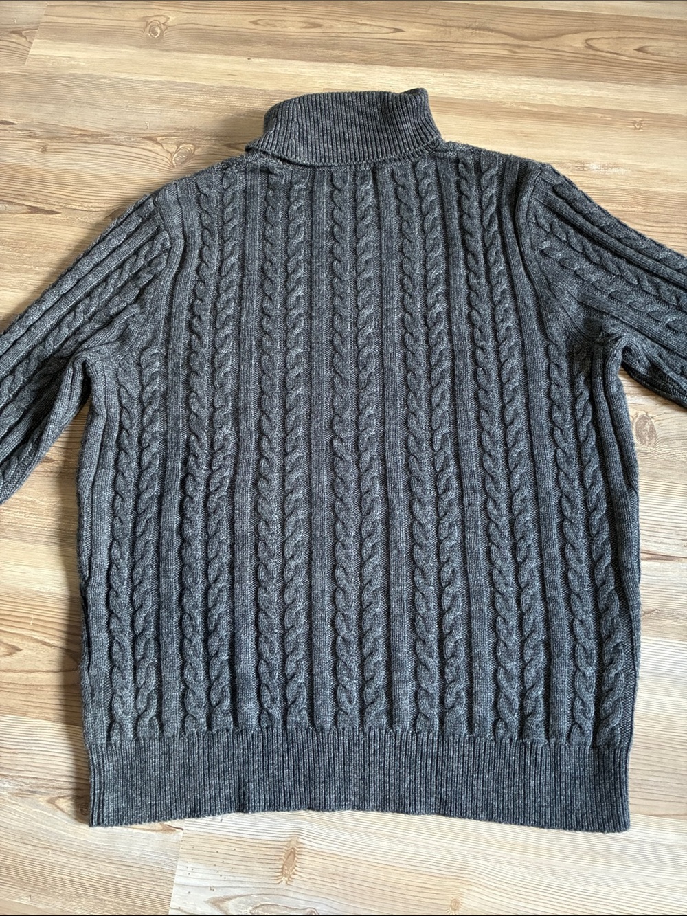 J. Crew Supersoft lambswool-blend cable-knit turtleneck sweater Gray Men’s L - Picture 7 of 9